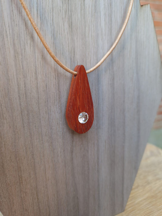 Halskette Padouk Tropfen