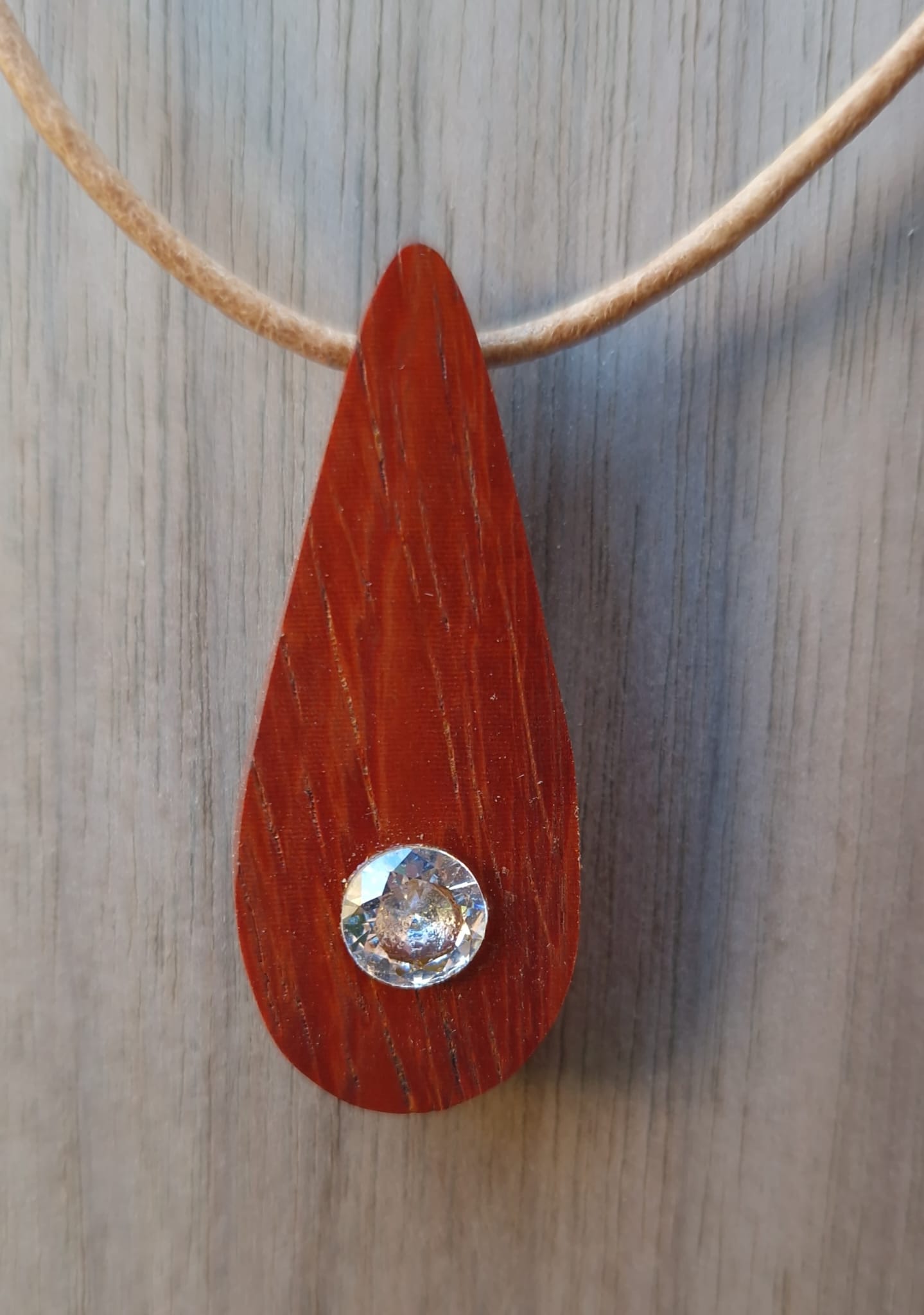 Halskette Padouk Tropfen